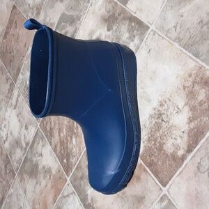 Michael Kors Women's Navy Rain Boots Size 10.